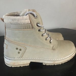 Timberland Style Khaki Lace Up Hiking Boots